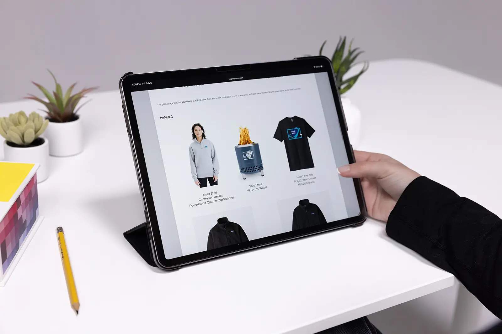 Online gift selection and customization shipped directly to your recipients.